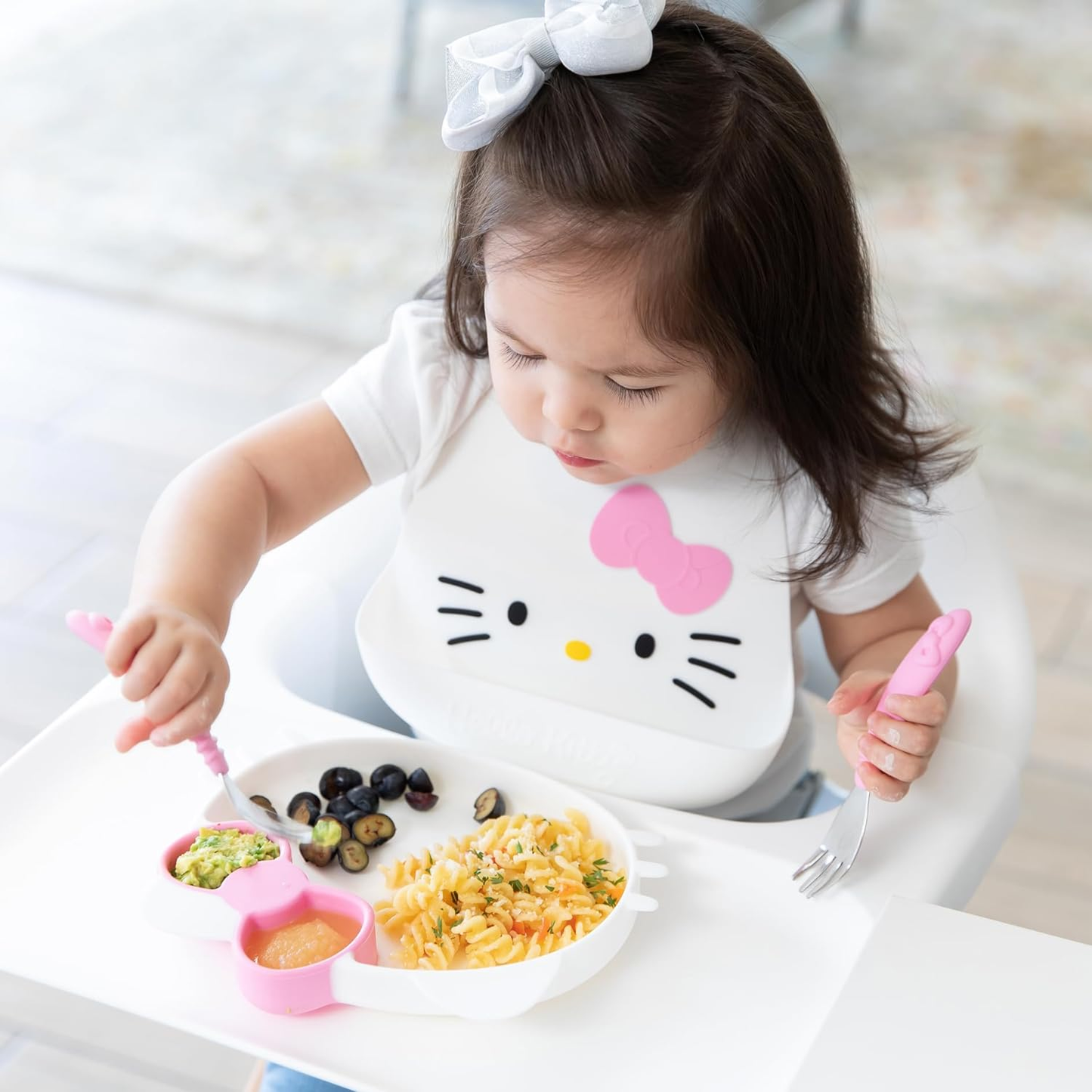 Bumkins Hello Kitty Plato de Silicon